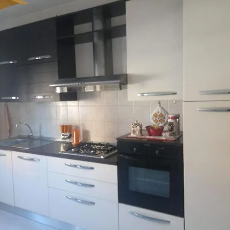 Appartamento Come A Casa Di Luca E Valeria Latina